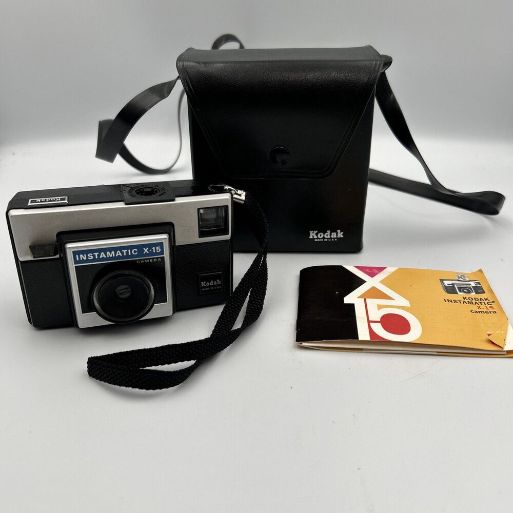 Vintage Kodak Instamatic X-15 126 Film Camera w/ Case & Manual Untested USA